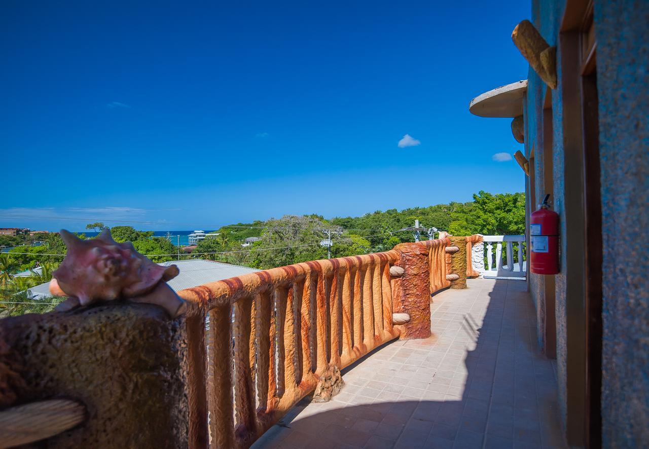 Hotel Los Corales West End Eksteriør billede