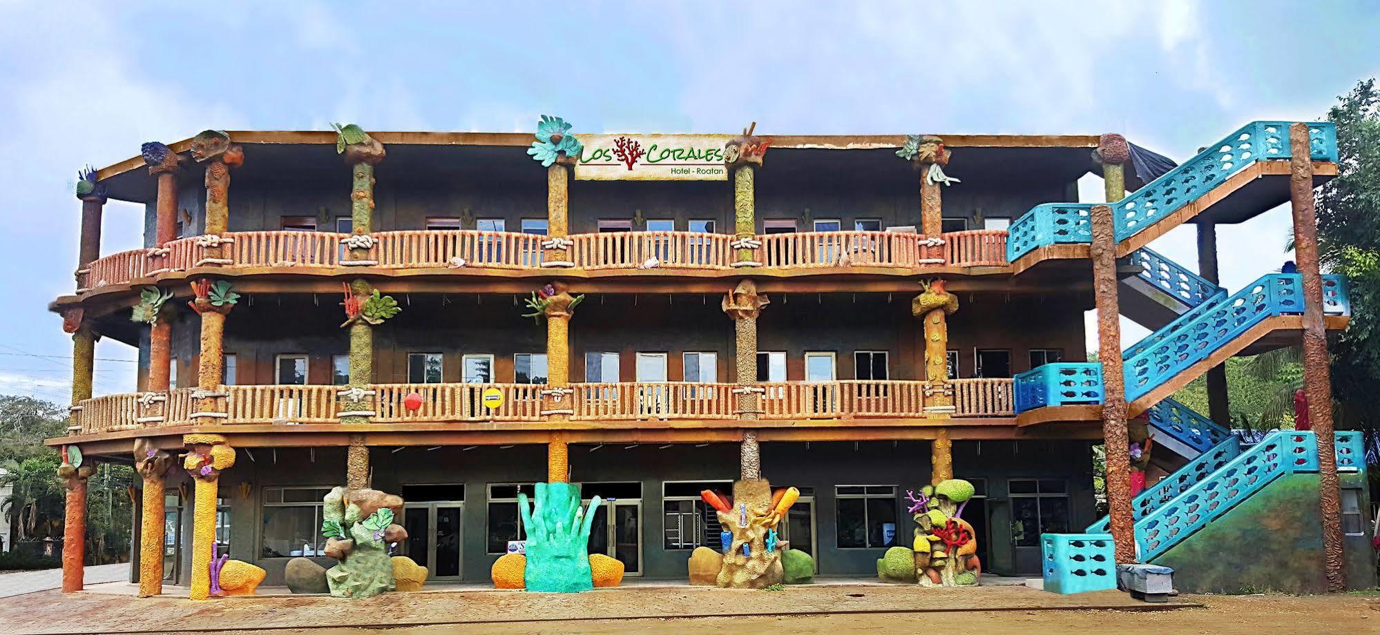 Hotel Los Corales West End Eksteriør billede